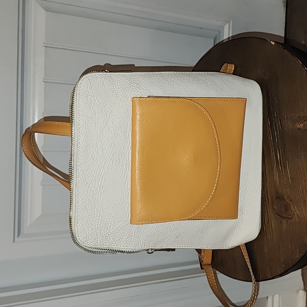 Divina Firenze leather bookbag